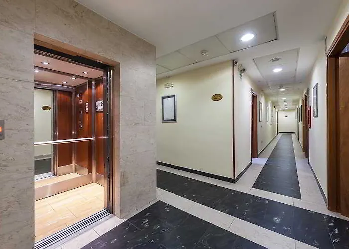 Millennium Gold 4* Nápoles