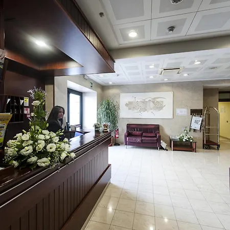 Hotel Millennium Gold Nápoles